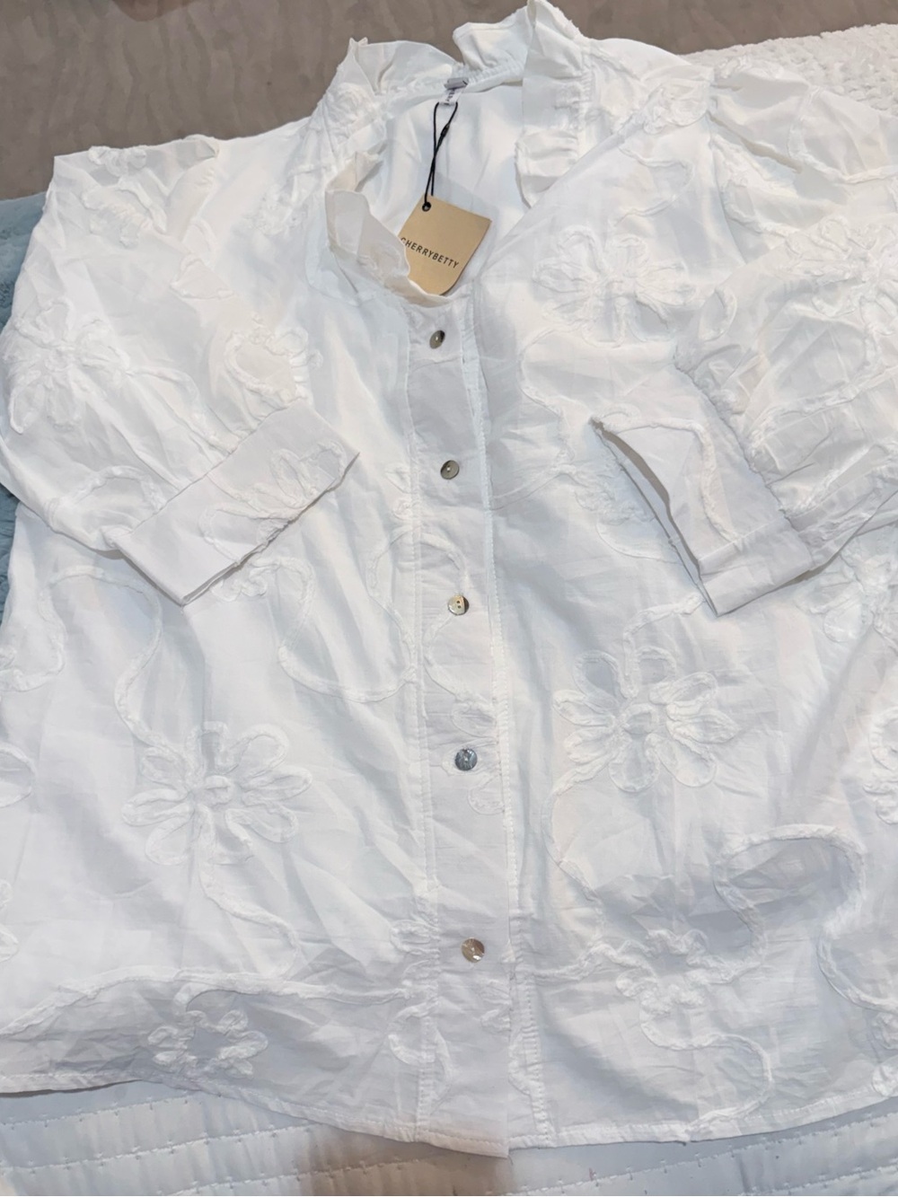 Cherrybetty White Floral Cotton Embroidered Button-Down Shirt Size XL NWT